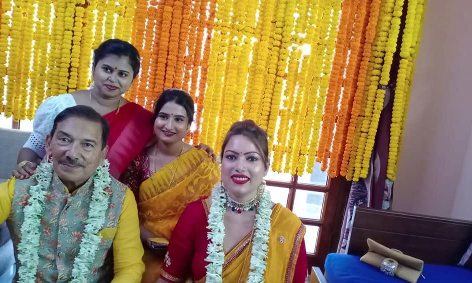 Arun Lal Marriage  Arun Lal wife  Arun Lal wife Bulbul  former indian cricketer arun lal  Arun Lal Wedding  Marriage  Aun Lal Marriage  Bengal Cricket Team  Bulbul  Indian Team  Arun Lal Marry  पूर्व क्रिकेटर अरुण लाल  अरुण लाल की शादी  पूर्व क्रिकेटर अरुण लाल की दूसरी शादी  अरुण लाल कौन हैं  अरुण लाल की पत्नी बुलबुल  खेल समाचार