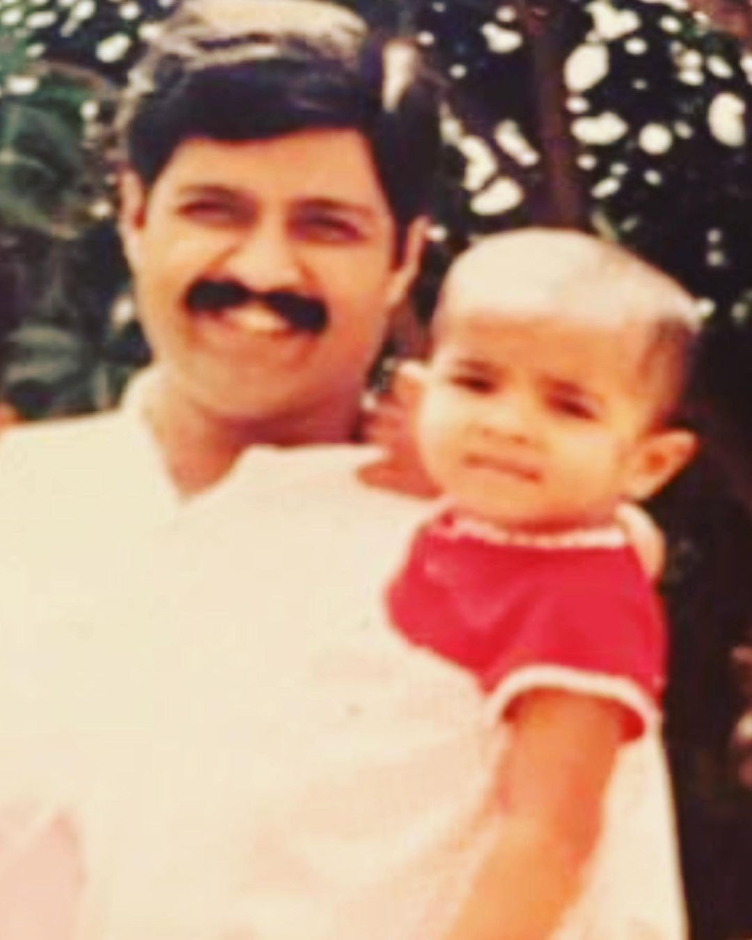 Priyanka Chopra shares childhood picture with his late father