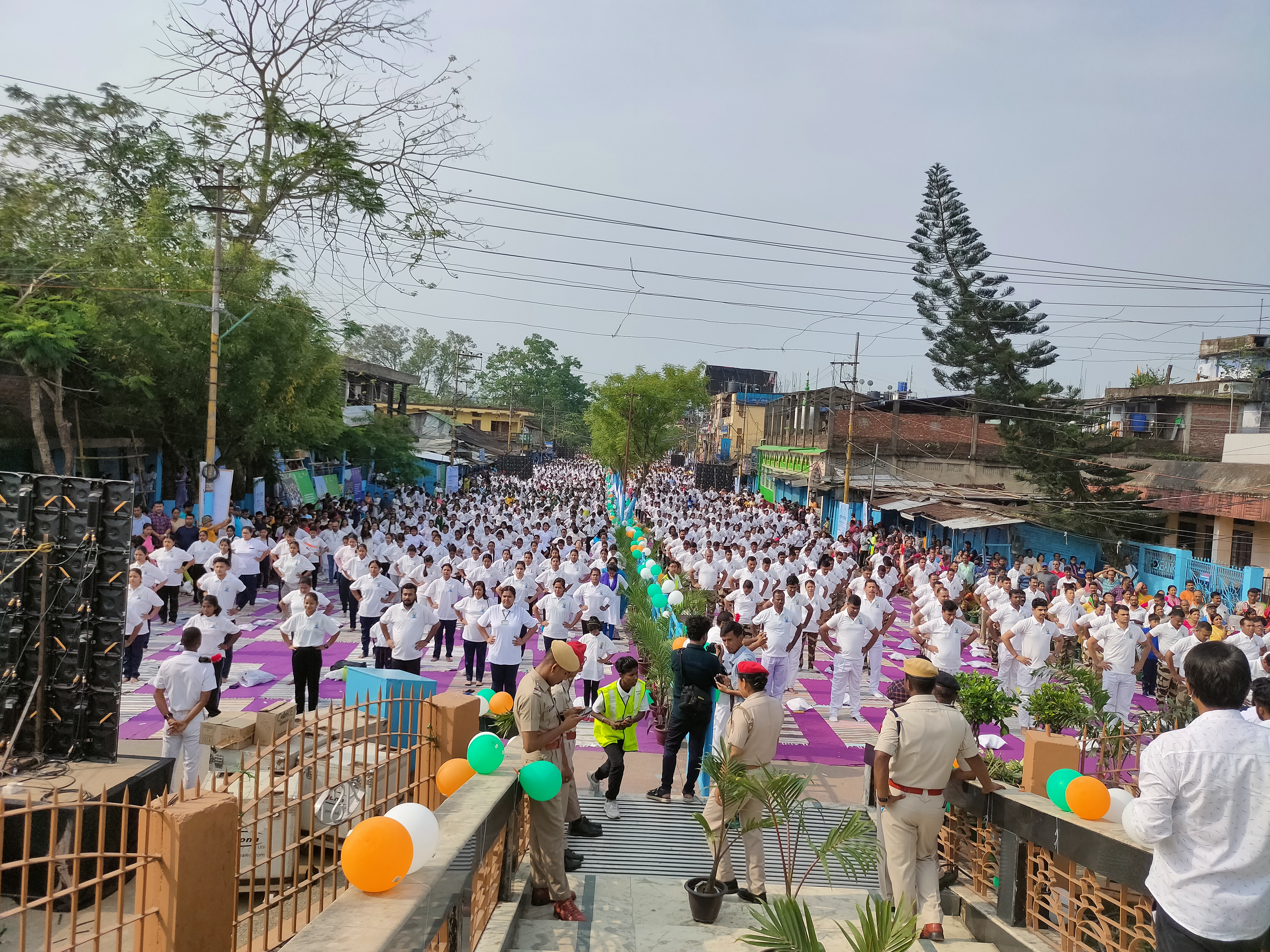 minister-sarbananda-sonowal-participates-in-national-level-yoga-programme-in-sivsagar