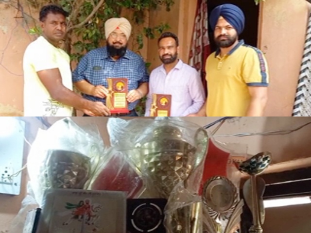 Punjab news  National News  Sports News  पंजाब की खबरें  गुरदासपुर की खबरें  Players Help Kabaddi Coach  Players Help Coach Punjab  jalandhar News  कोच पहलवान सेबु  गुरभेज सिंह मान  खेल समाचार  कबड्डी खिलाड़ी और प्रशंसक