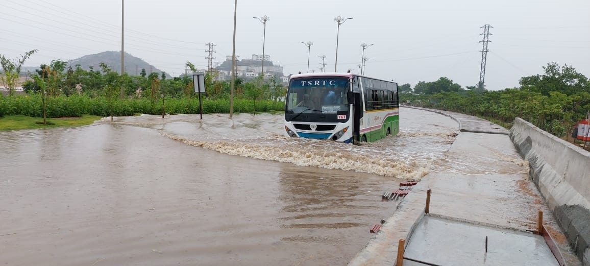 ಹೈದರಾಬಾದ್​ನಲ್ಲಿ ಭಾರಿ ಮಳೆ