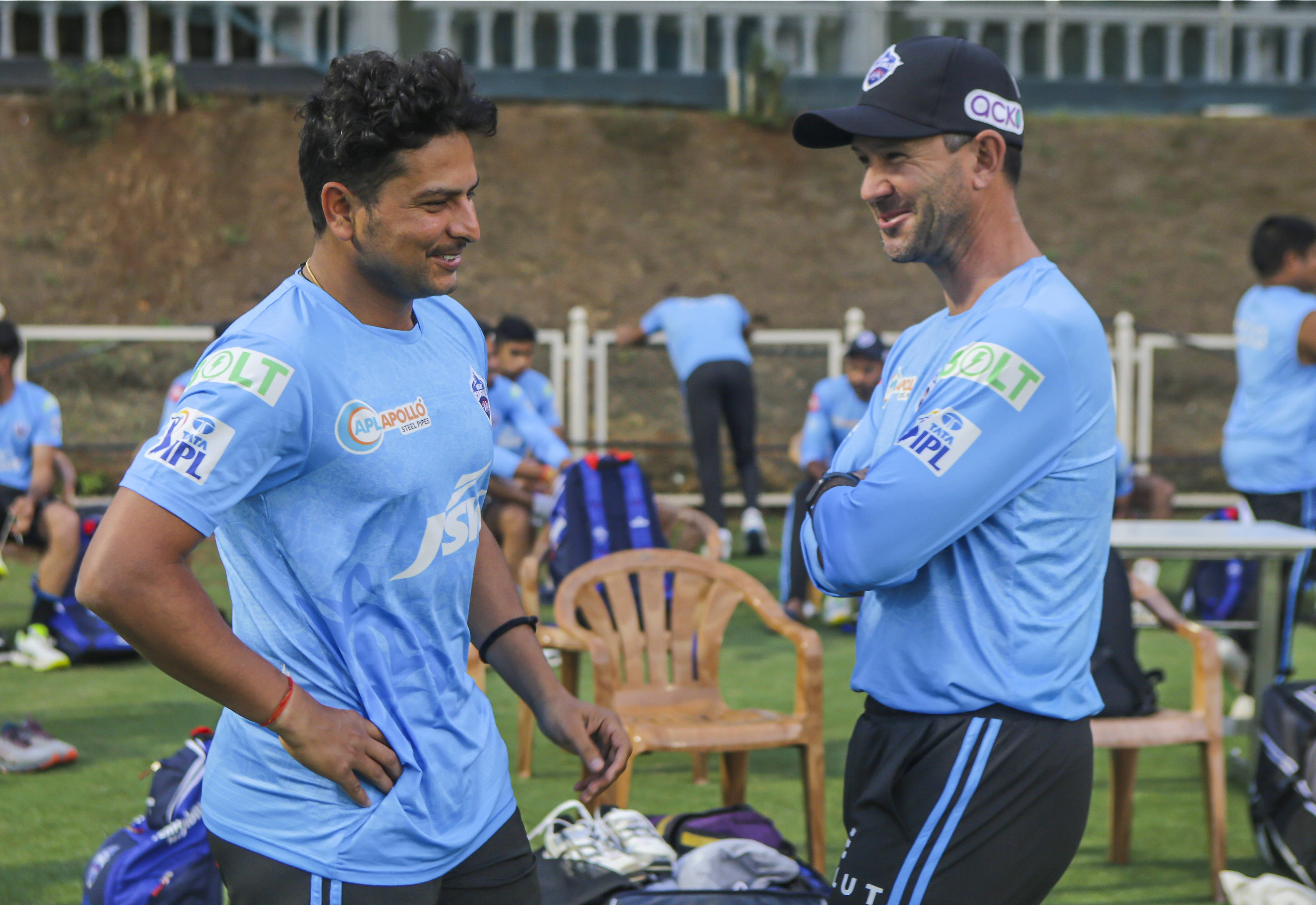 Ricky Ponting football, Delhi Capitals Ricky Ponting, Ponting plays football with players, Delhi Capitals news