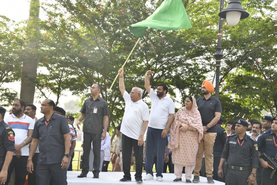 Manohar Lal Khattar flags off marathon in Kurukshetra