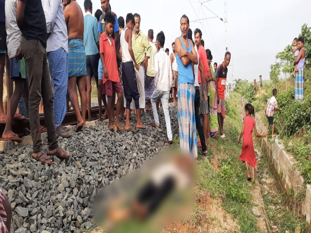 three-dead-body-of-minors-found-on-railway-track-in-dumka