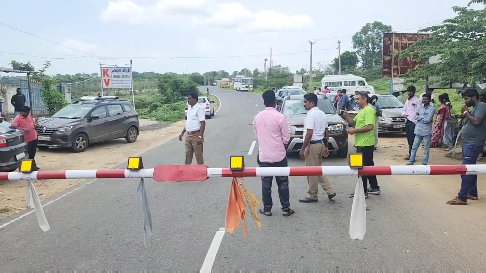 ஒகேனக்கல்லில் குளிக்க பரிசல் இயக்க 5 வது நாளாக நாளாக தடை நீட்டிப்பு!