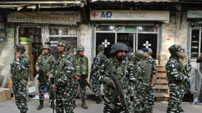 A policeman was killed and his daughter was injured in a terrorist attack in Srinagar