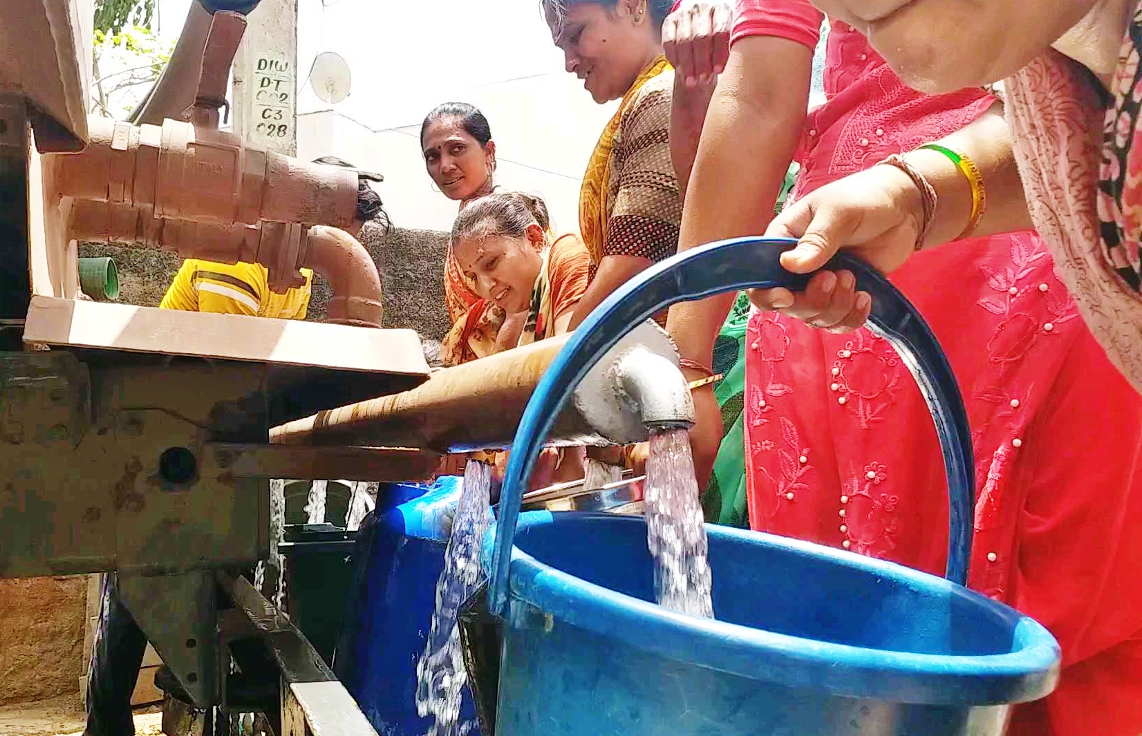 ભાવનગરમાં ઉનાળા સાથે એક વર્ષના અંતે 14 હજાર ટેન્કરથી પાણી વિતરણ : લાખો લીટર પાણી અને પ્રજાના વલખા