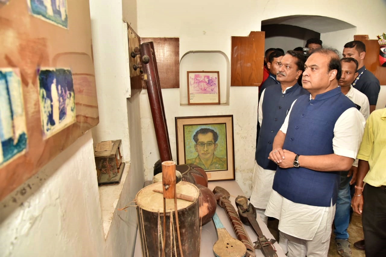 assam-cm-visited-the-historic-jyoti-bharati-museum-ancestral-poki-at-tezpur