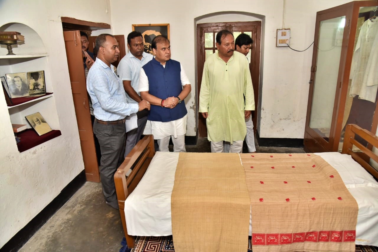 assam-cm-visited-the-historic-jyoti-bharati-museum-ancestral-poki-at-tezpur