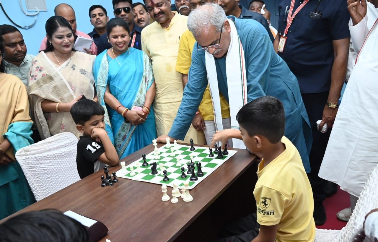 CM played chess