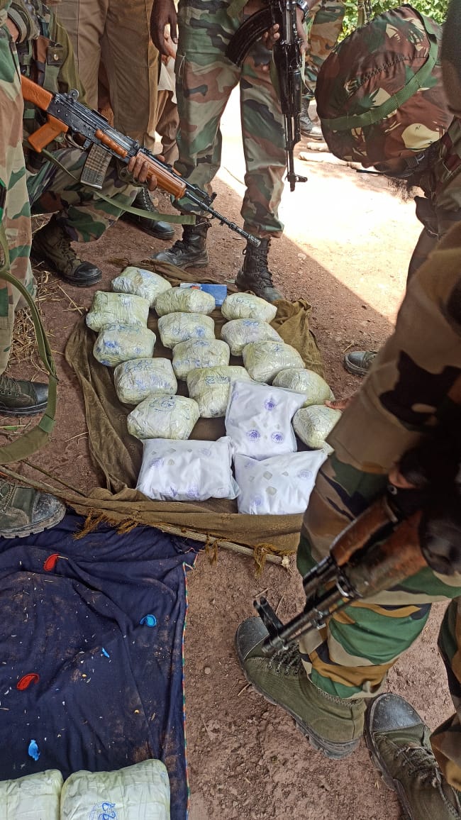 44-kg-narcotics-recovered-near-loc in poonch