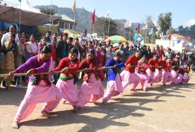 women tug of war competition.