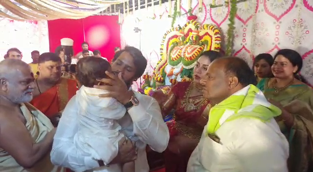 nikhil-kumaraswamy-son-naming-ceremony-in-bengaluru