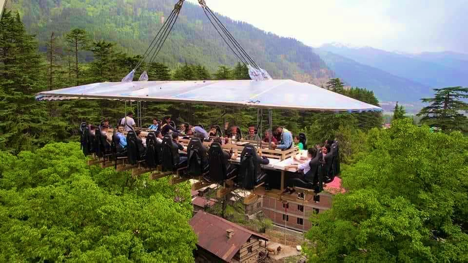 flying restaurant opened in Manali  flying restaurant  manali tourism  മണാലി ടൂറിസം  ഫ്ലൈയിങ് റസ്റ്റോറന്‍റ് മണാലി