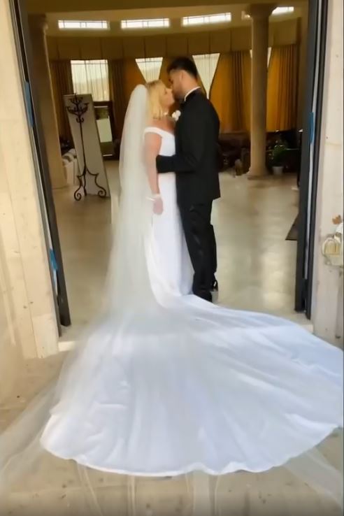 This Year Britney Spears Wedding Choker britney spears perfume best seller