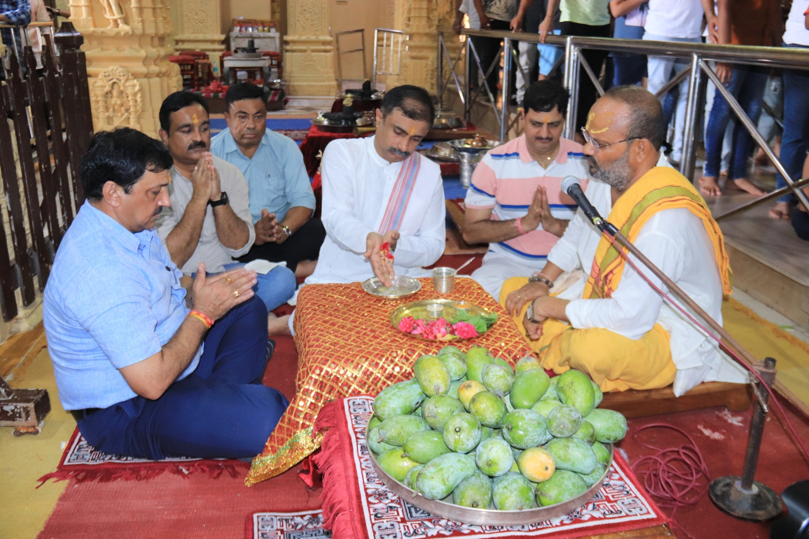 આટલી મોટી માત્રામાં પહેલી વખત મનોરથ ધરાવાયો