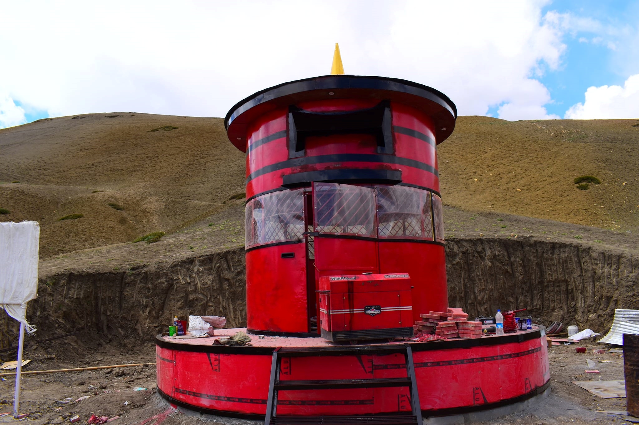 world's highest post office in hikkim village of lahaul spiti district of himachal pradesh. this post office gets letter box shaped office