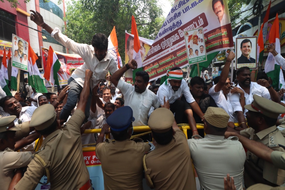 இந்துக்கள் மற்ற மதங்களுக்காகவும் போராட வேண்டும் - கே.எஸ்.அழகிரி பேச்சு