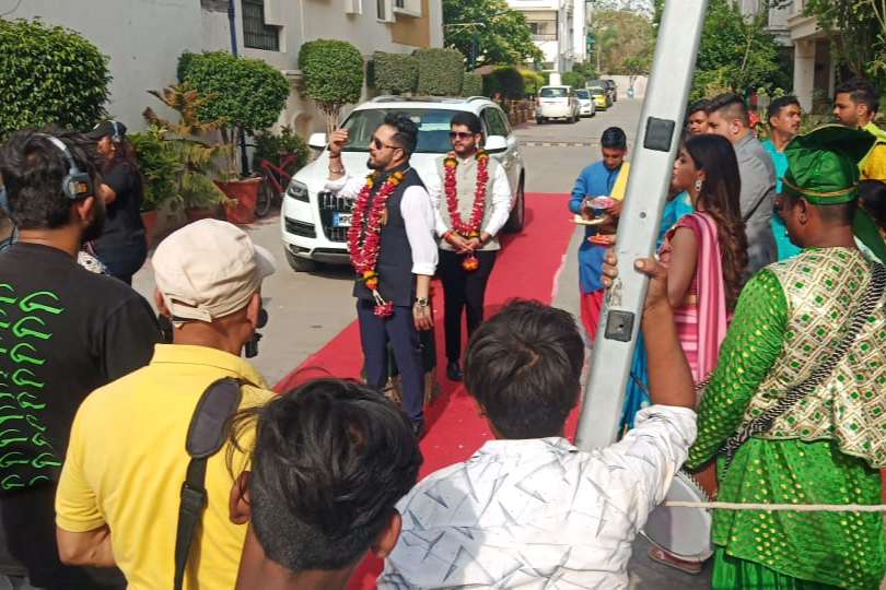 Singer Mika Singh in city for Swayamvar Mika Di Vohti program shooting