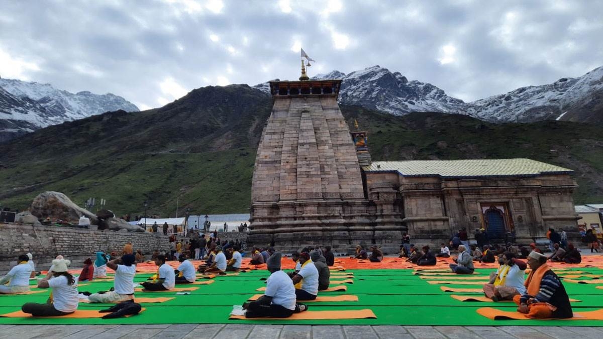 Yoga session in Kedarnath Dham