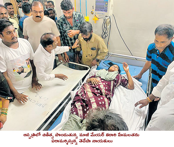 chittoor mayor police jeep