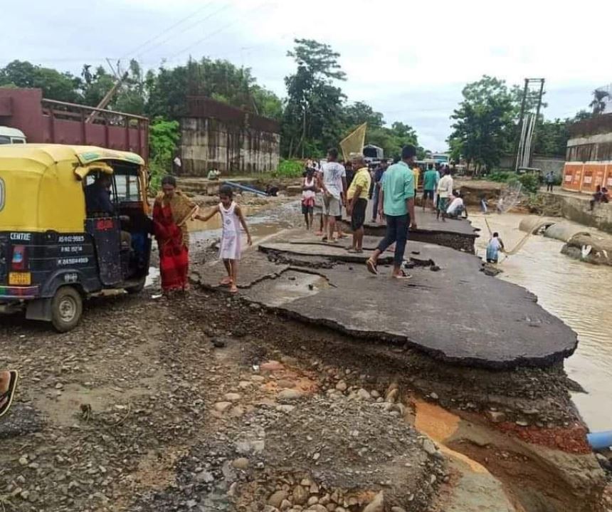 Eight more people die due to floods in Assam
