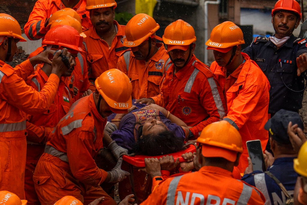 Kurla Building Collapse