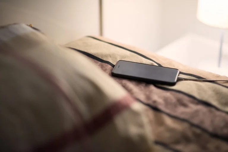 Charging Your Phone Overnight.. Myths and Misconceptions