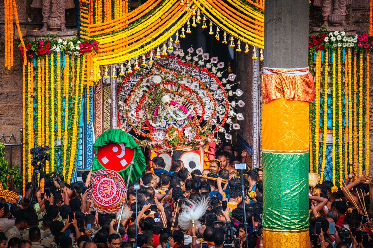 7 lakh people throng Puri to celebrate Ratha Jatra after 2 years  jagannath rath yatra 2022  Puri Jagannath Rath Yatra held in Odisha  Puri Jagannath Temple Rath Yatra held in Odisha  പ്രസിദ്ധമായ പുരി ജഗന്നാഥ രഥയാത്ര പ്രൗഢഗംഭീരമായി നടന്നു  പുരി ജഗന്നാഥ ക്ഷേത്രം രഥയാത്ര  പുരി ജഗന്നാഥ രഥജാത്ര  രഥജാത്ര മഹോത്സവം  Ratha Jatra puri  പുരി രഥയാത്ര 2022