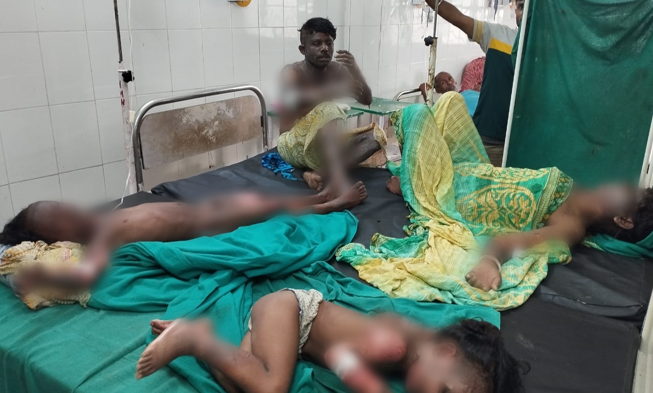 Four people of same family scorched due to fire in LPG cylinder in Deoghar
