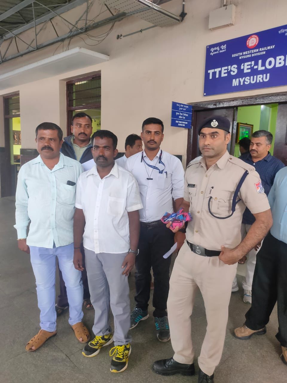 fake-tt-arrested-at-mysore-railway-station