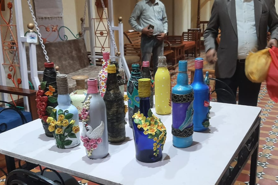 Exhibition of products made by prisoners.