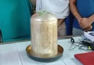 53-kg-silver-shivling-found-on-banks-of-ghaghra-river-in-mau