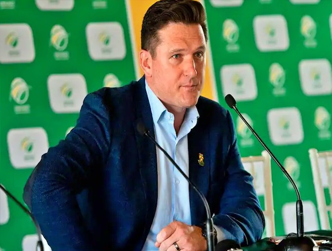 दक्षिण आफ्रिकेतील नवीन T20 लीगचे आयुक्त ग्रीम स्मिथ