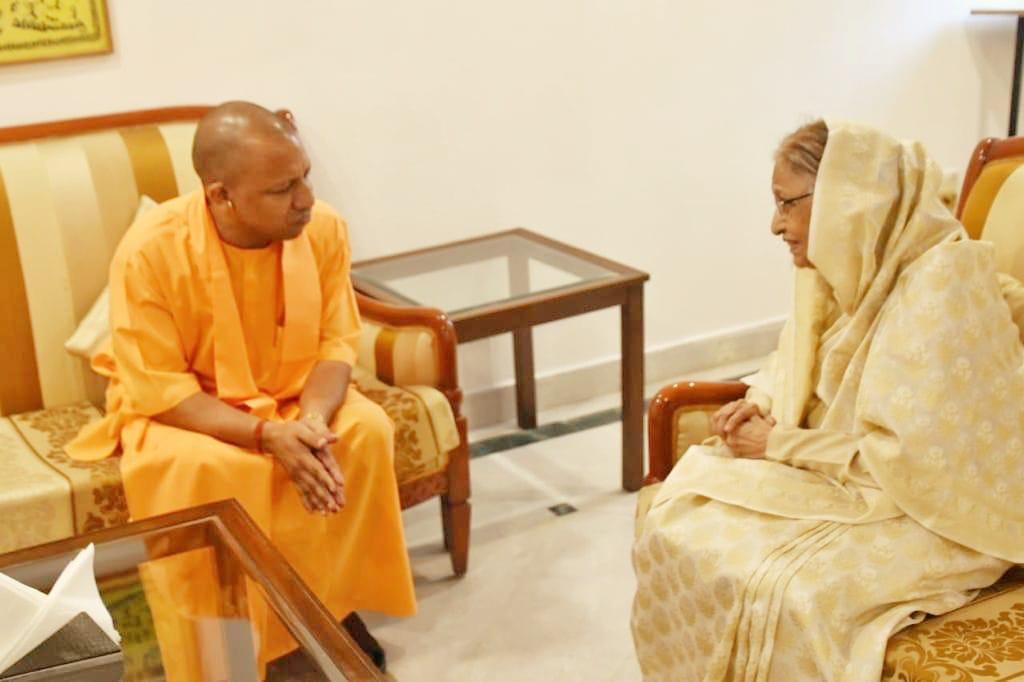 cm yogi greets pratibha patil