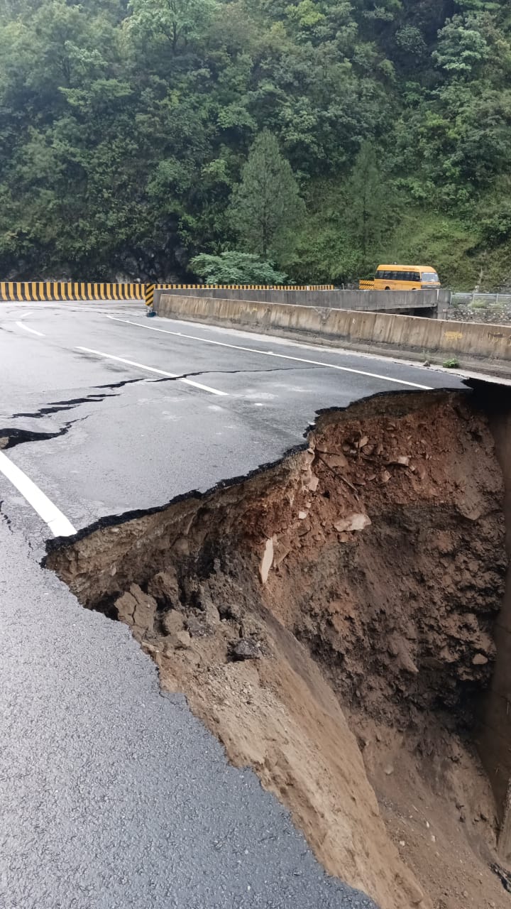 Uttarakhand All Weather Road