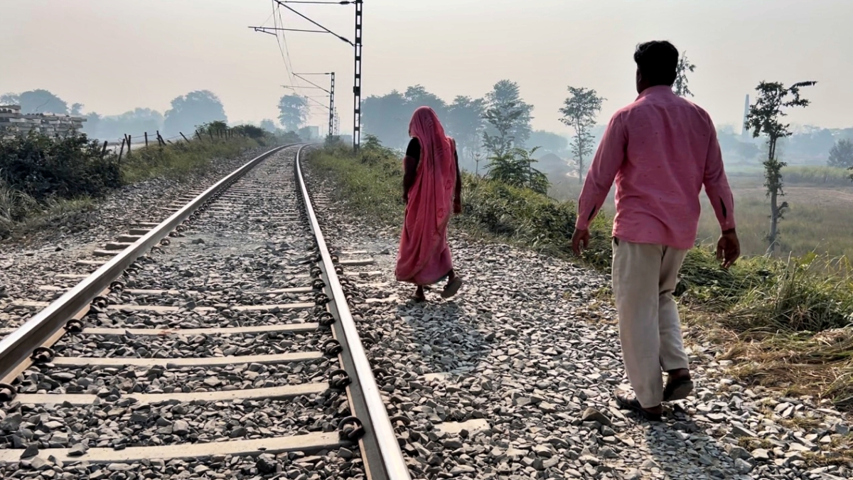 रेलवे गुमटी नहीं होने से ग्रामीण परेशान