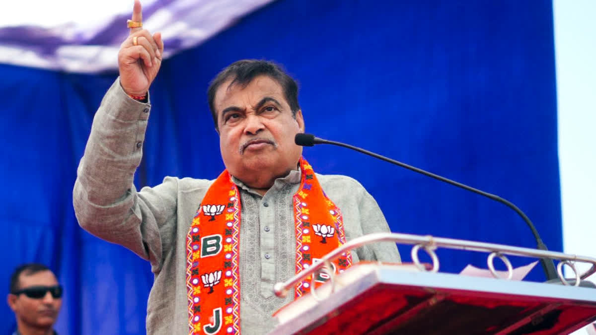 Nitin Gadkari, Central Minister