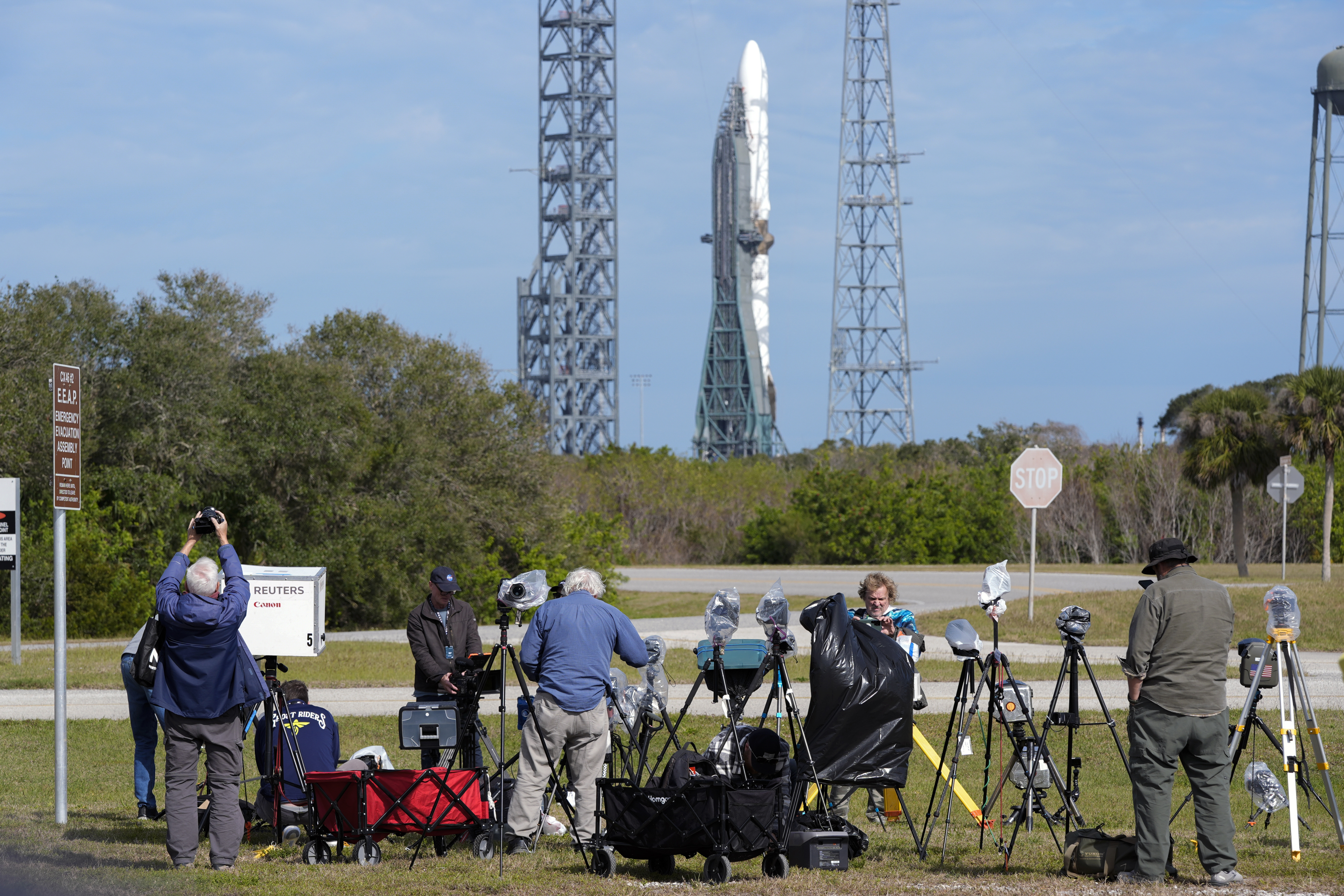 The 320-foot (98-meter) rocket carried an experimental platform designed to host satellites or release them into their proper orbits, and reached its orbit. For this test, the satellite was expected to remain inside the second stage while circling Earth. The mission was expected to last six hours, with the second stage then placed in a safe condition to stay in a high, out-of-the-way orbit in accordance with NASA's practices for minimizing space junk.