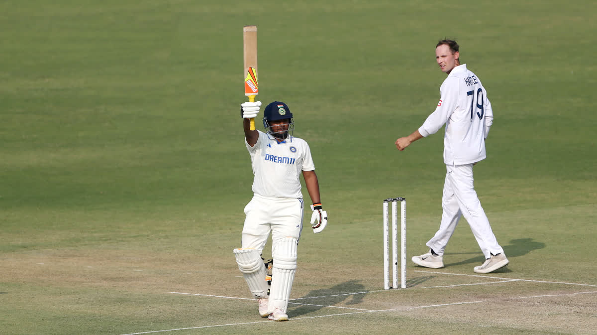 Sarfaraz Khan  Sarfaraz Khan Test Debut Record  India vs England 3rd Test  സര്‍ഫറാസ് ഖാന്‍  സര്‍ഫറാസ് ഖാന്‍ റെക്കോഡ്