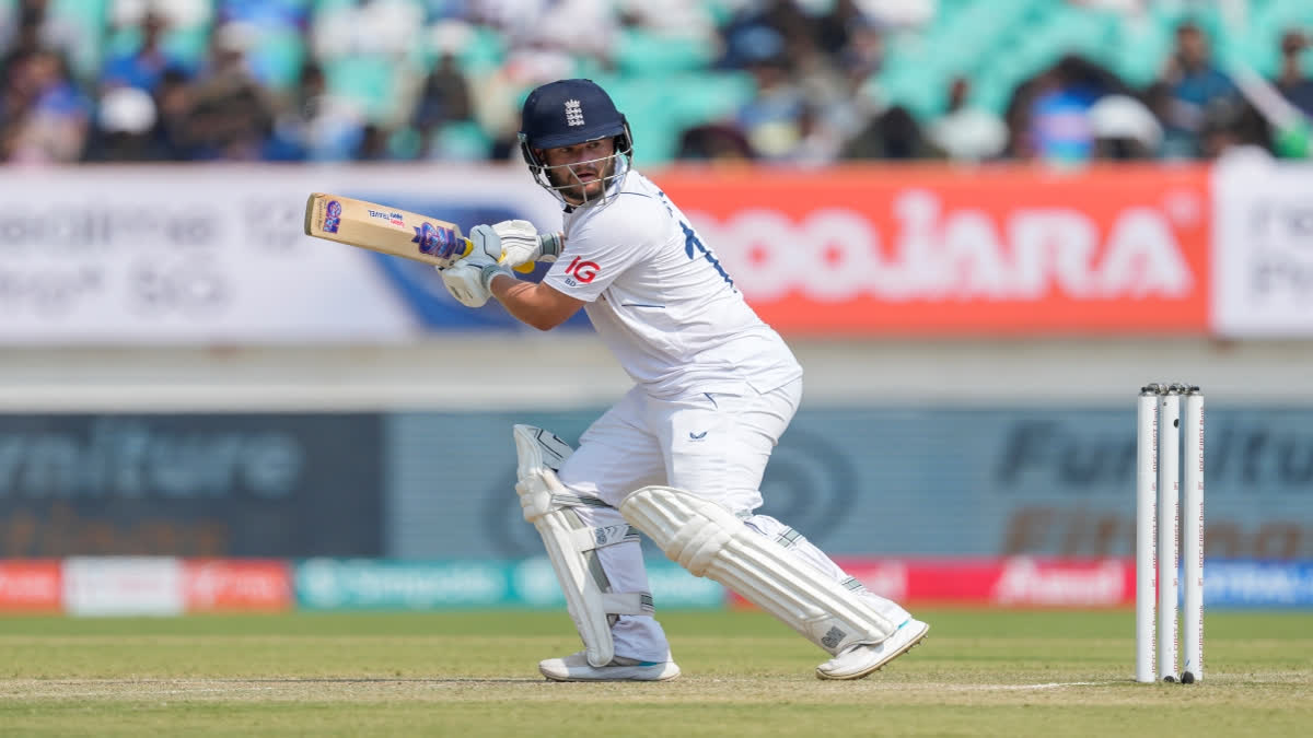 India crossed the 400-run mark on the second day of the Test match, thanks to a solid stand between Ravichandran Ashwin and Dhruv Jurel.