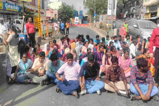 blind Differently abled People road block Strike at chennai