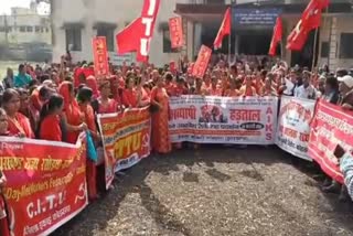 Impact of Bharat Bandh in Koderma various organisations protested in District