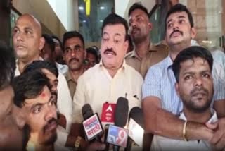 Bhaskar Jadhav first reaction after dispute between thackeray group and nilesh rane supporters in guhagar