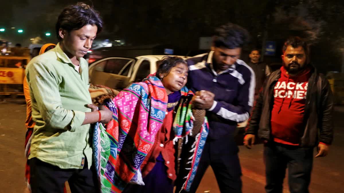 NEW DELHI RAILWAY STATION STAMPEDE