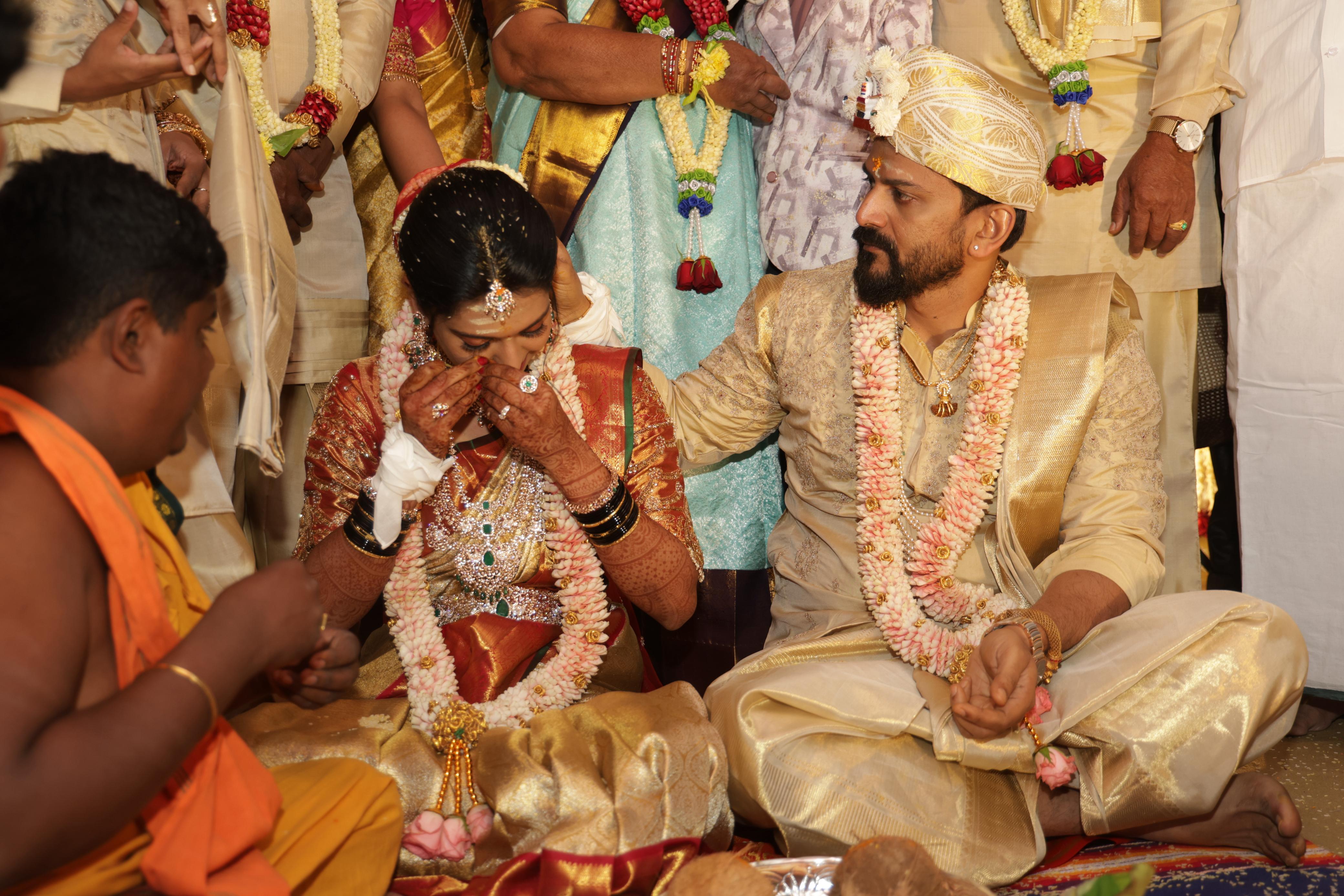 dhananjay and dhanyatha marriage