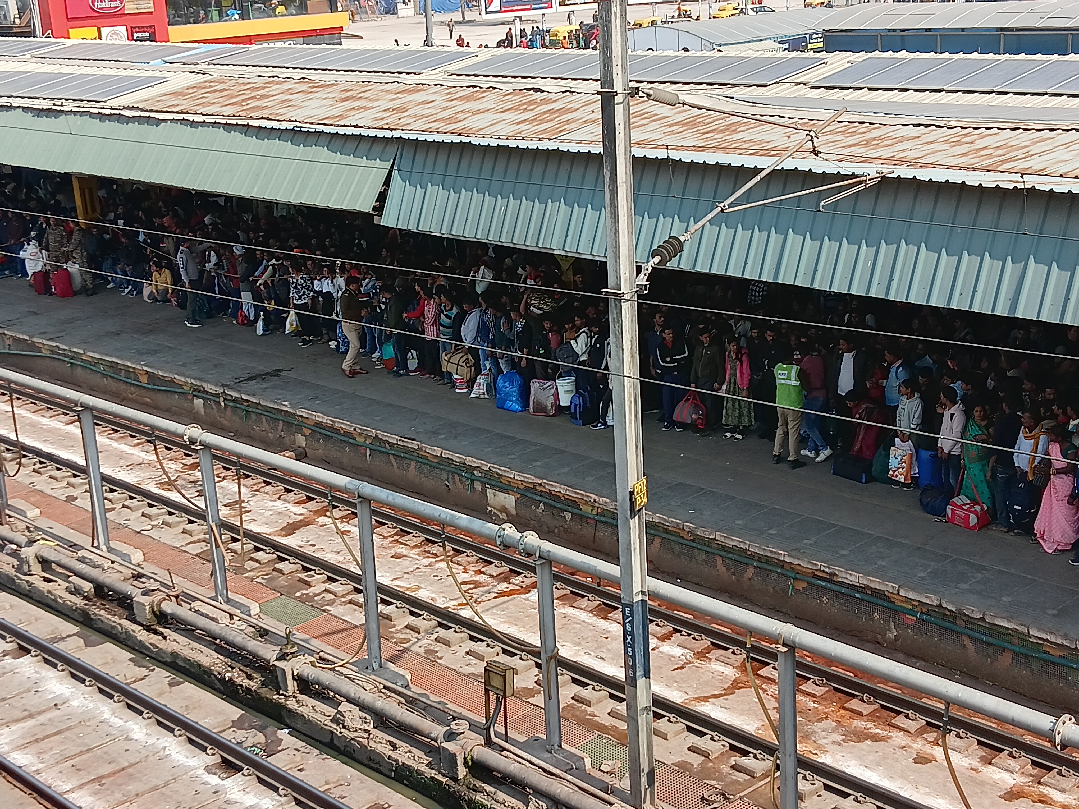 Delhi Railway Station Stampede Reason