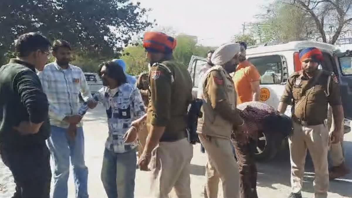 Encounter in punjab Faridkot, 3 gangsters injured