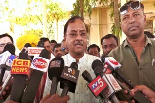 BJP candidate Annasaheb Jolle spoke to the media.