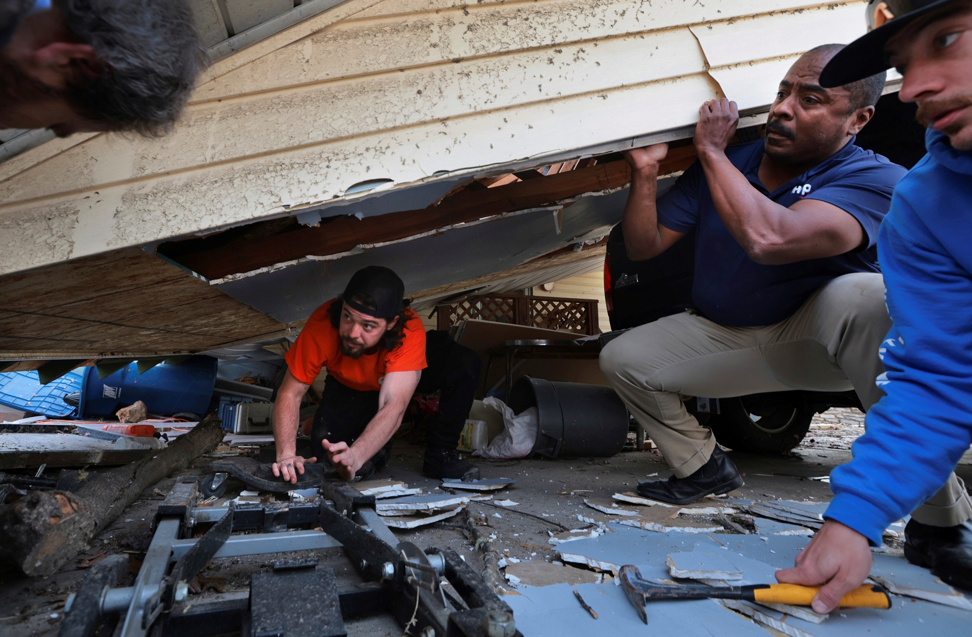 At Least 26 Dead In Massive US Storm After Kansas Reports 8 Fatalities